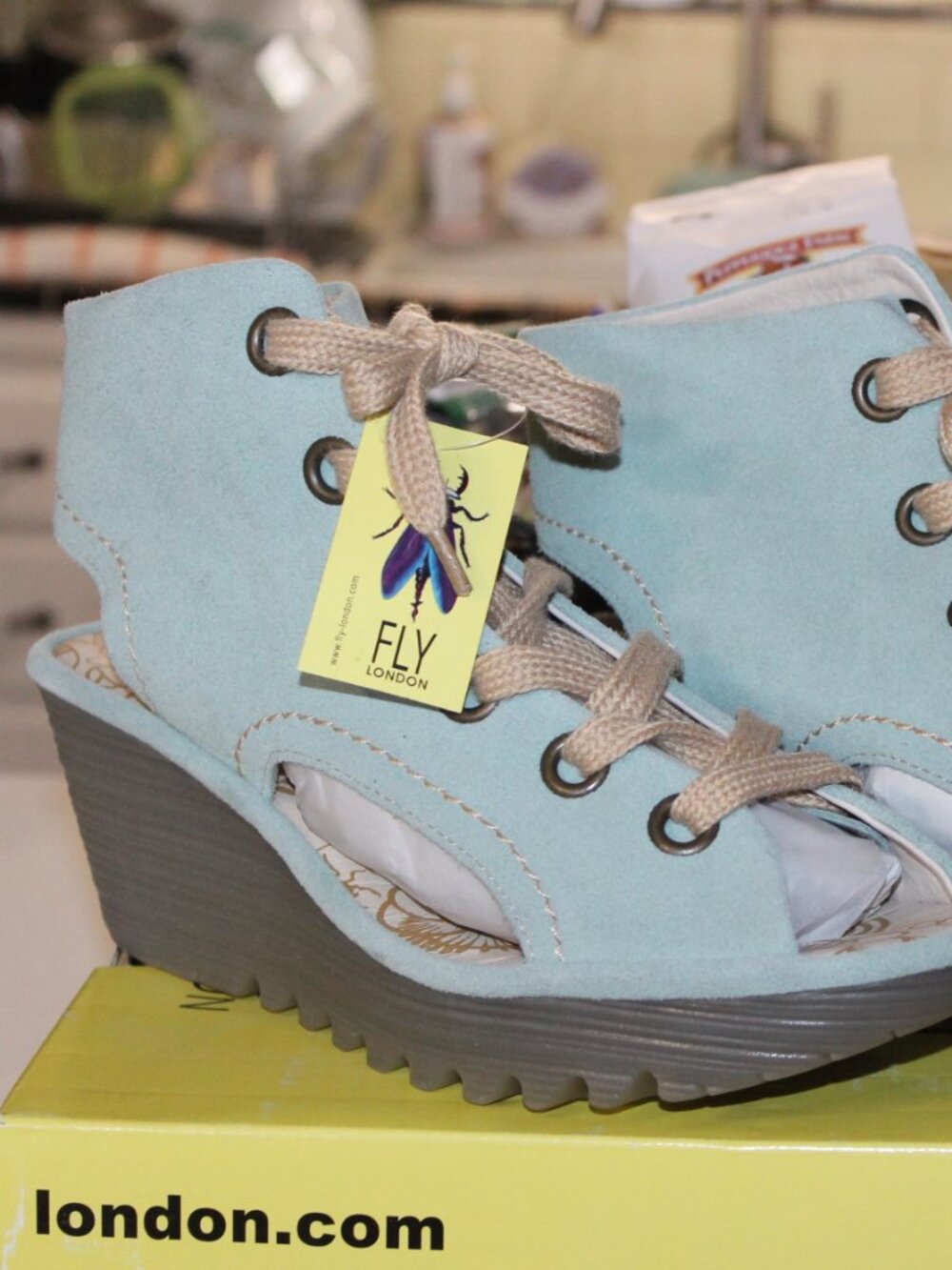 NWT Fly London YABA Mint Suede Green Lace ups women's 40 (9.5/10) PRETTY! - Picture 4 of 9